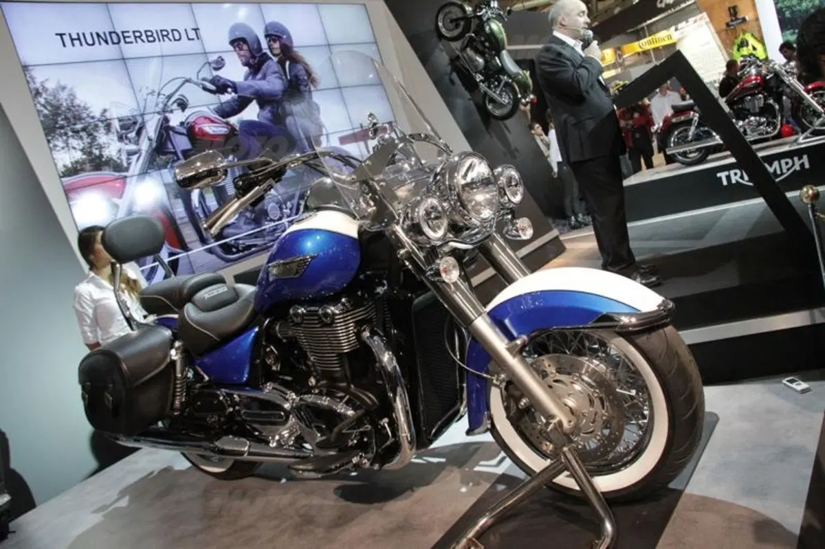 EICMA 2013: Triumph Thunderbird Commander e LT (3)