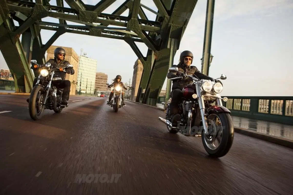 EICMA 2013: Triumph Thunderbird Commander e LT (5)
