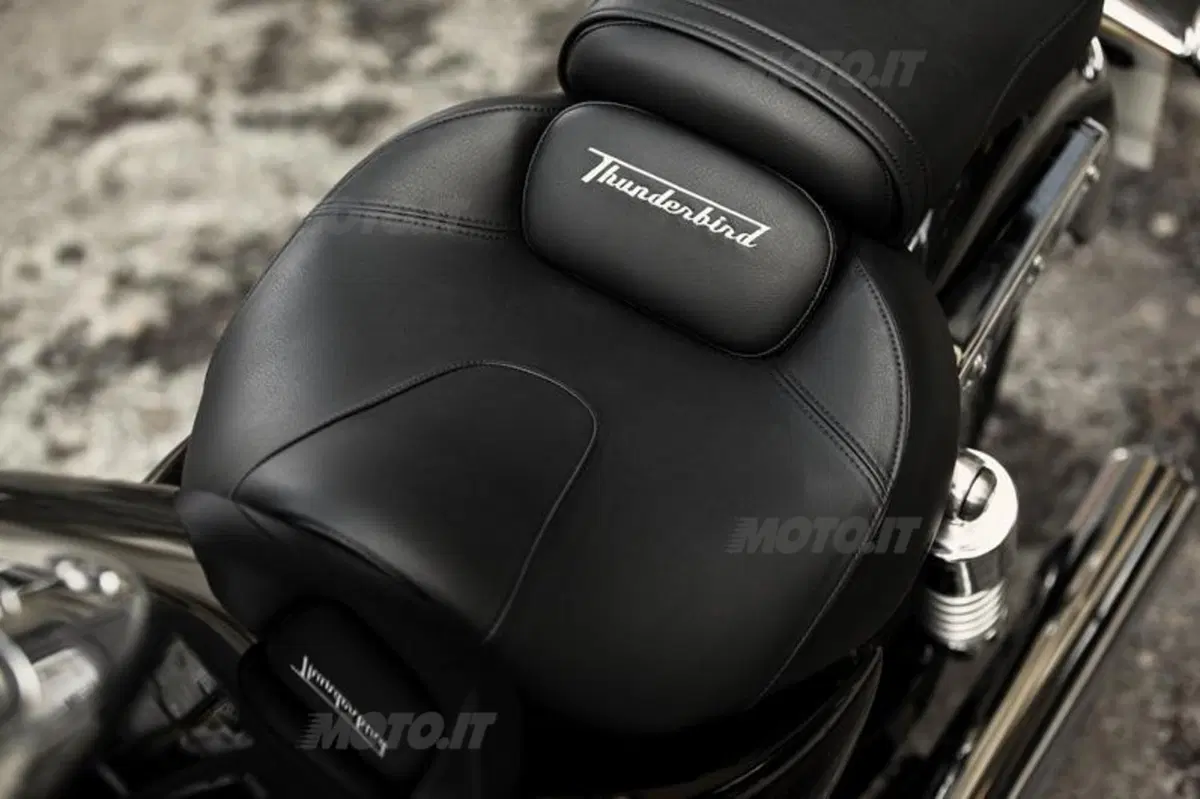 EICMA 2013: Triumph Thunderbird Commander e LT (7)