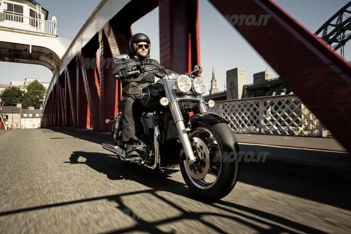 EICMA 2013: Triumph Thunderbird Commander e LT (9)