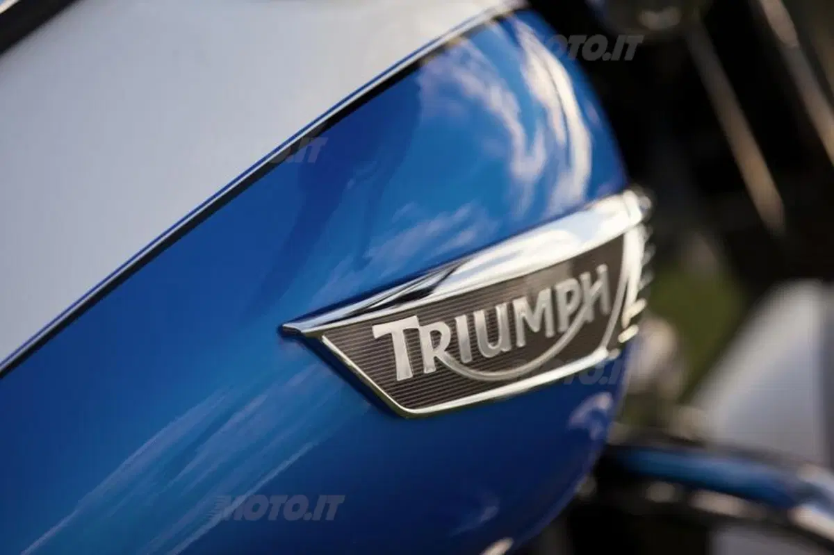 EICMA 2013: Triumph Thunderbird Commander e LT (20)