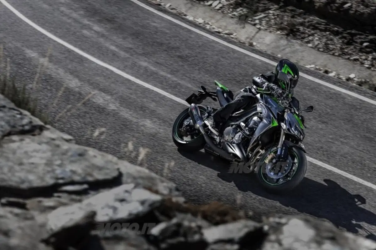 EICMA 2013: Kawasaki Z1000 (24)