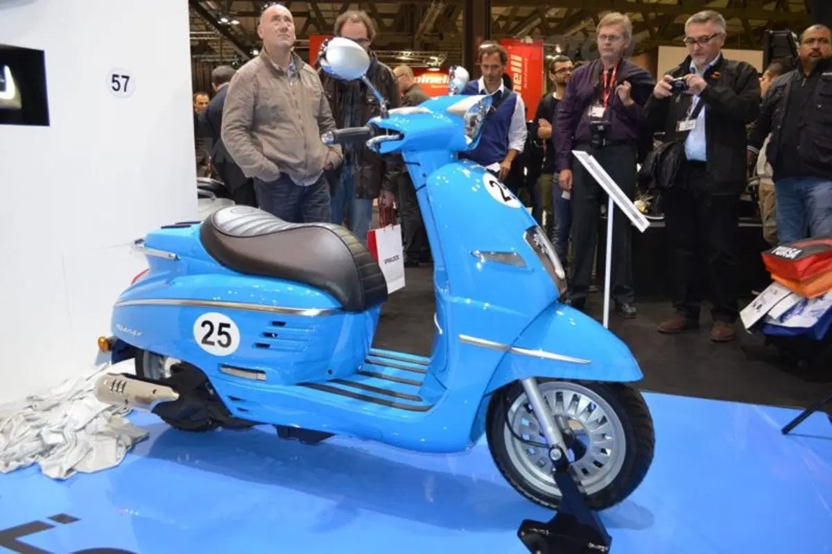 EICMA 2013: Peugeot Django (4)