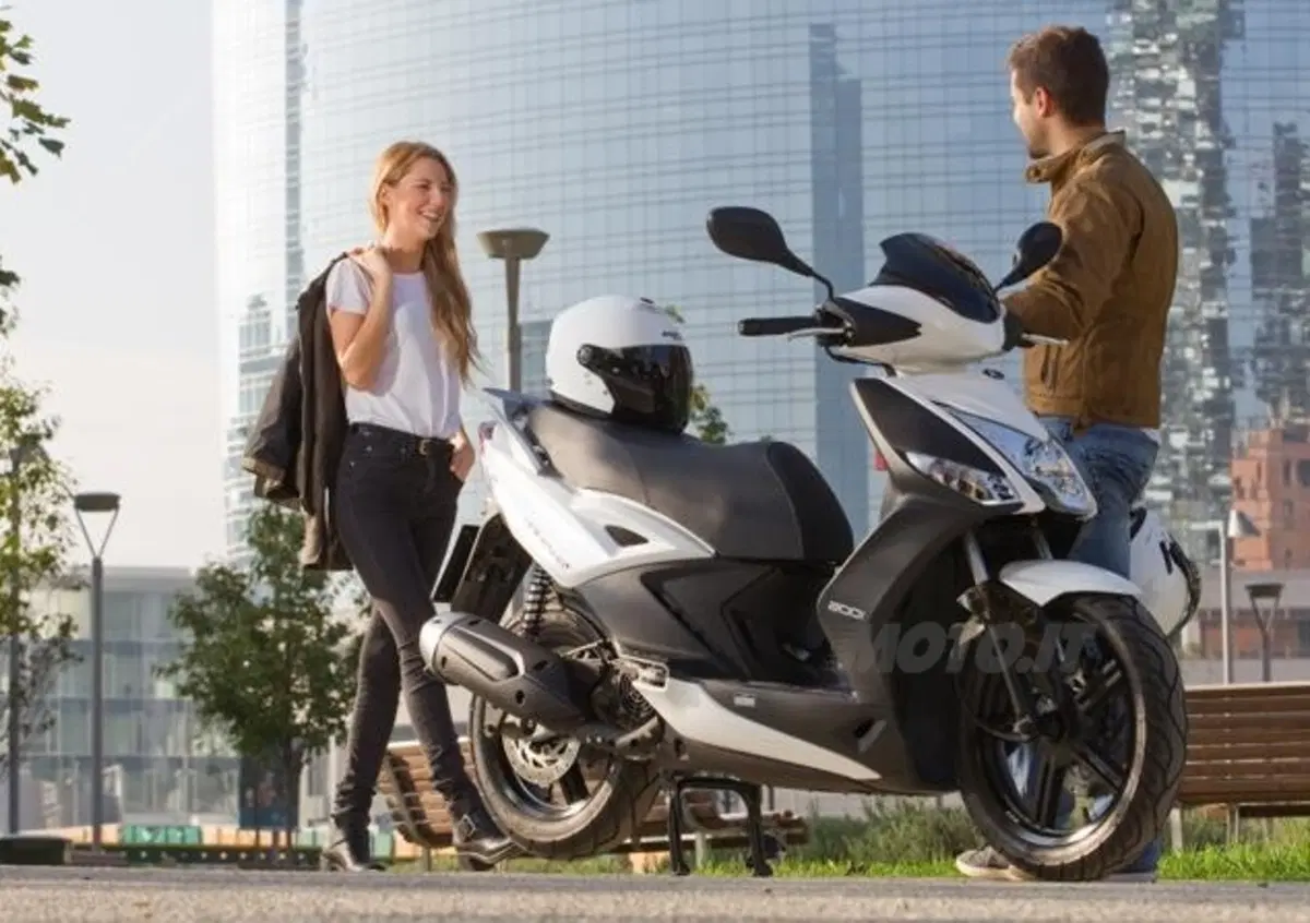 EICMA 2013: Kymco Agility 125-200i R16 Plus