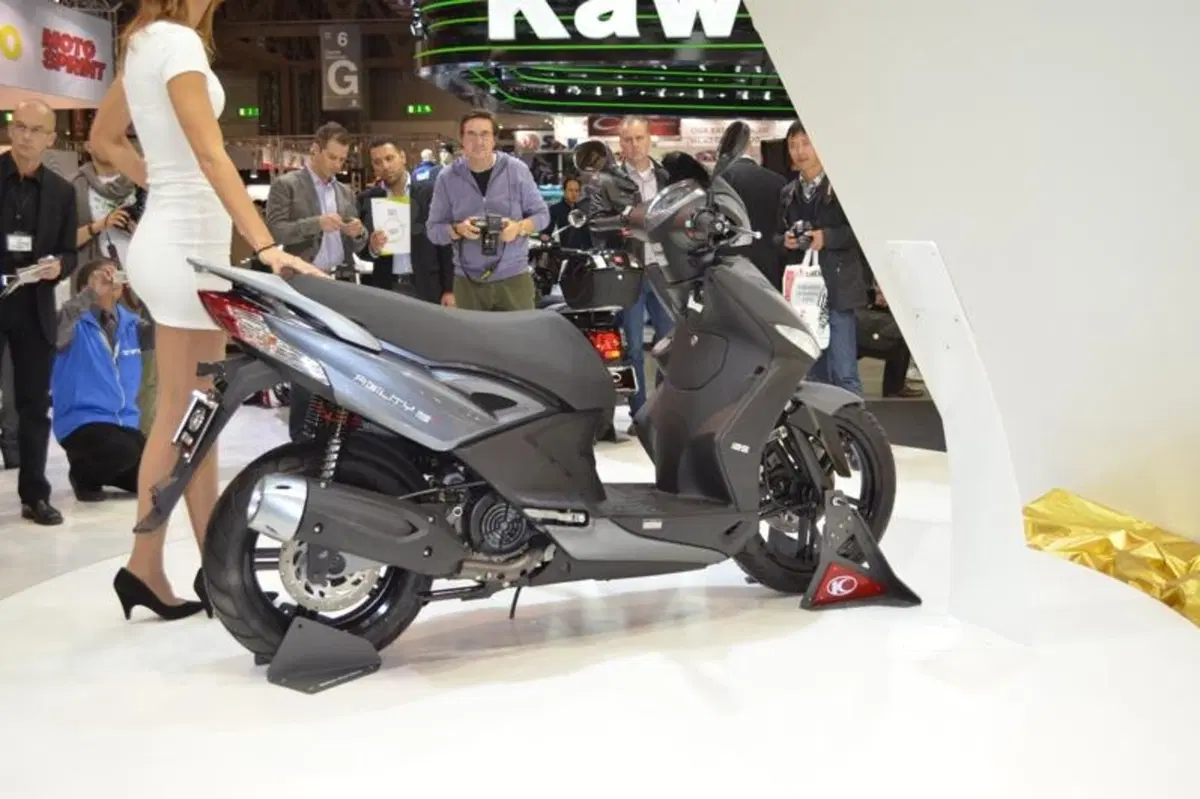 EICMA 2013: Kymco Agility 125-200i R16 Plus (5)