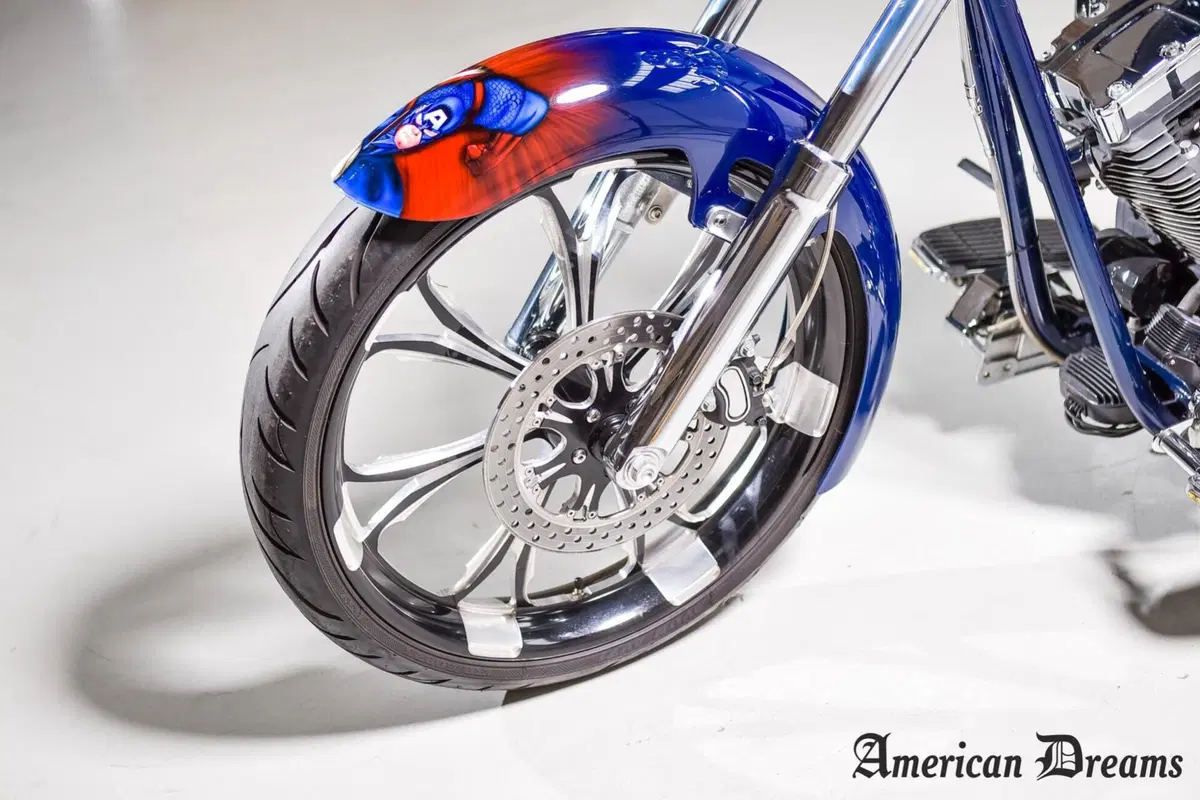 Harley-Davidson 107 Freewheeler (2017 - 18) - FLRT (13)