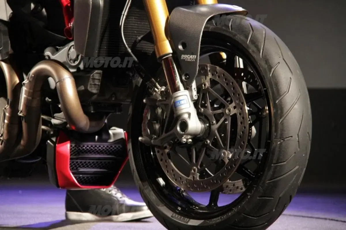EICMA 2013: Ducati Monster 1200 e 1200S (10)