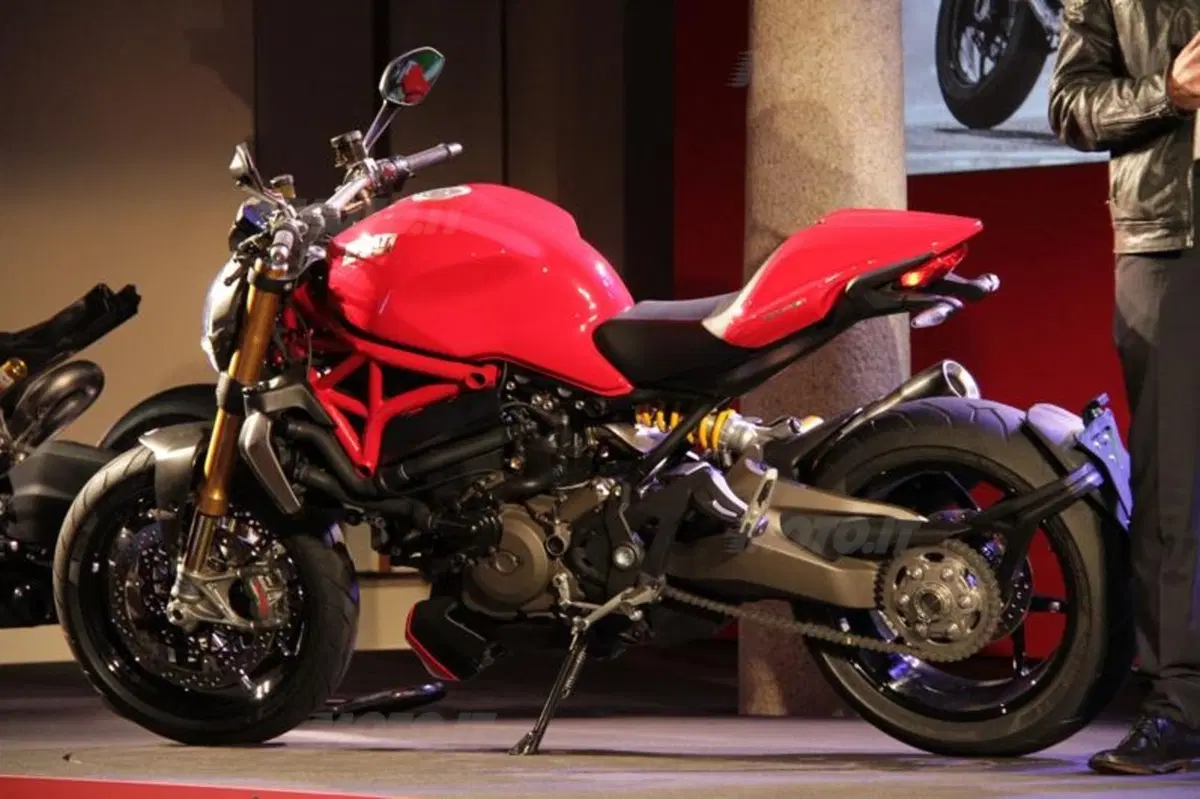 EICMA 2013: Ducati Monster 1200 e 1200S (13)