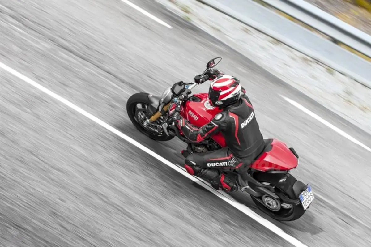 EICMA 2013: Ducati Monster 1200 e 1200S (38)
