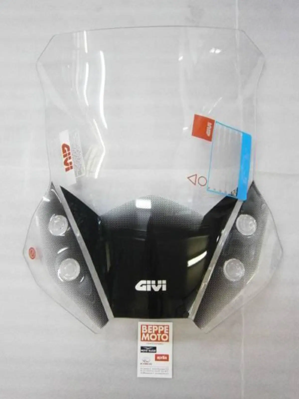 Parabrezza GIVI D3112ST per V-STROM 650 '17-'20