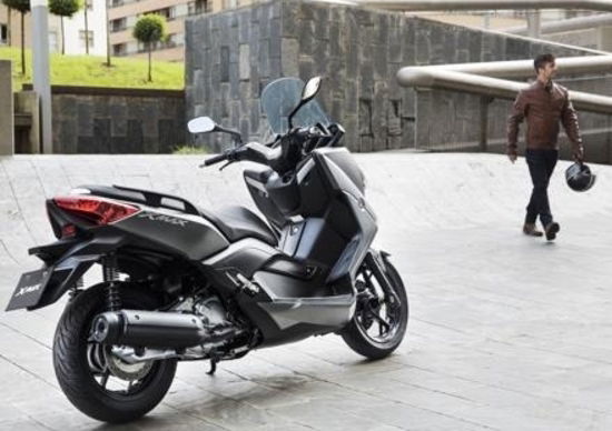 EICMA 2013: Yamaha X-Max 125 e 250