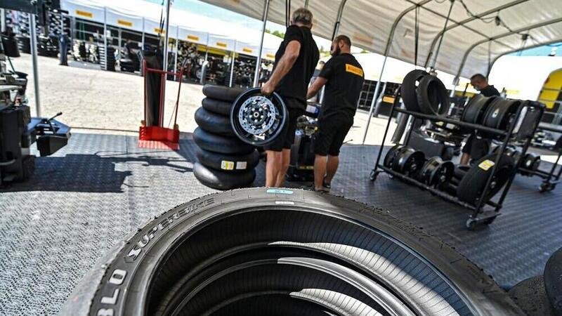 SBK 2021. Pirelli: &ldquo; Portimao, pista calda e abrasiva non adatta alla SCX&rdquo;