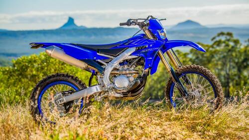 Yamaha WR250F e WR450F 2022. Cambiano così le due enduro  (3)