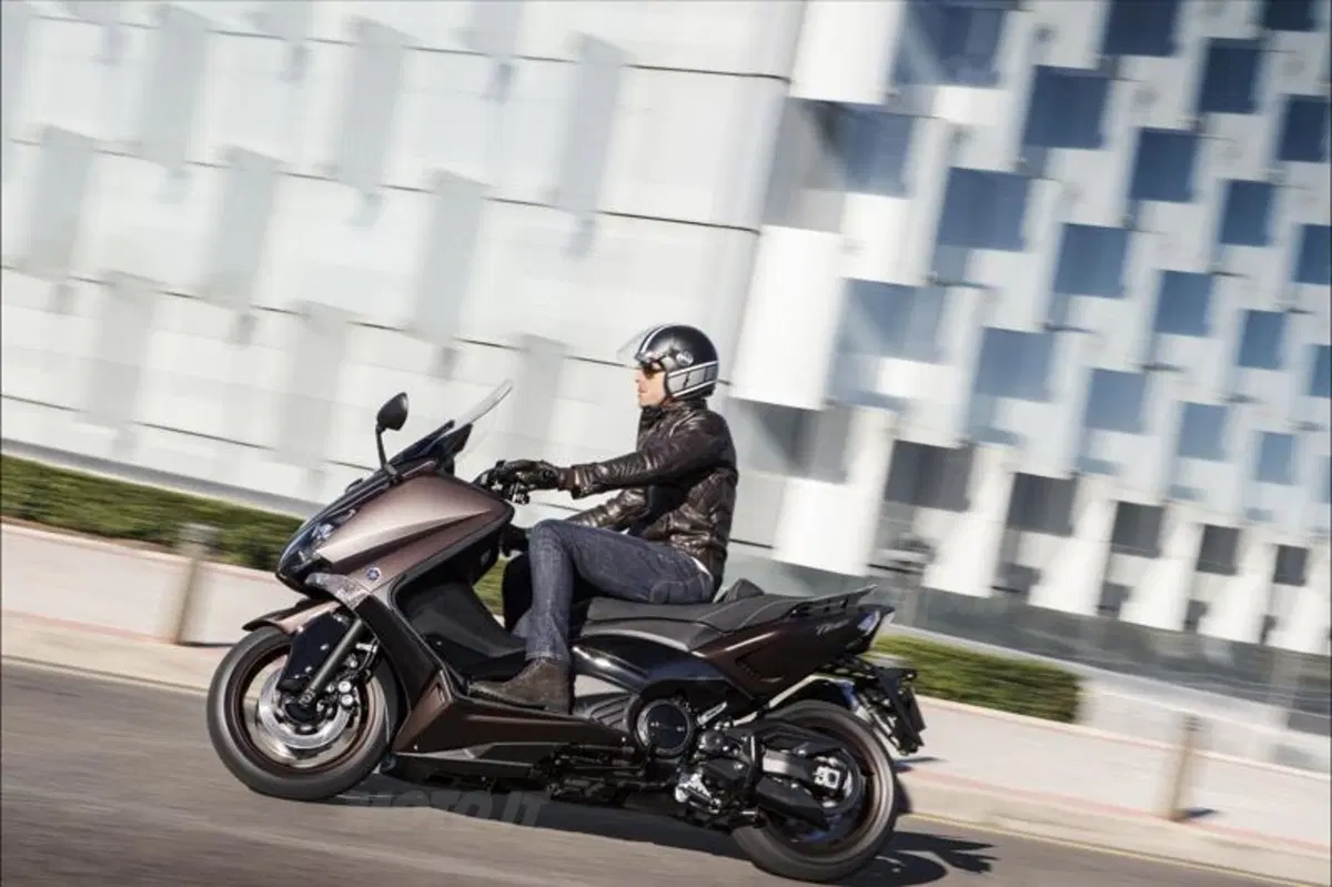 EICMA 2013: Yamaha T-Max Bronze MAX
