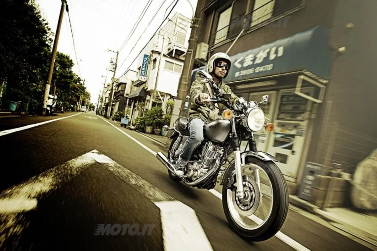 EICMA 2013: Yamaha SR400