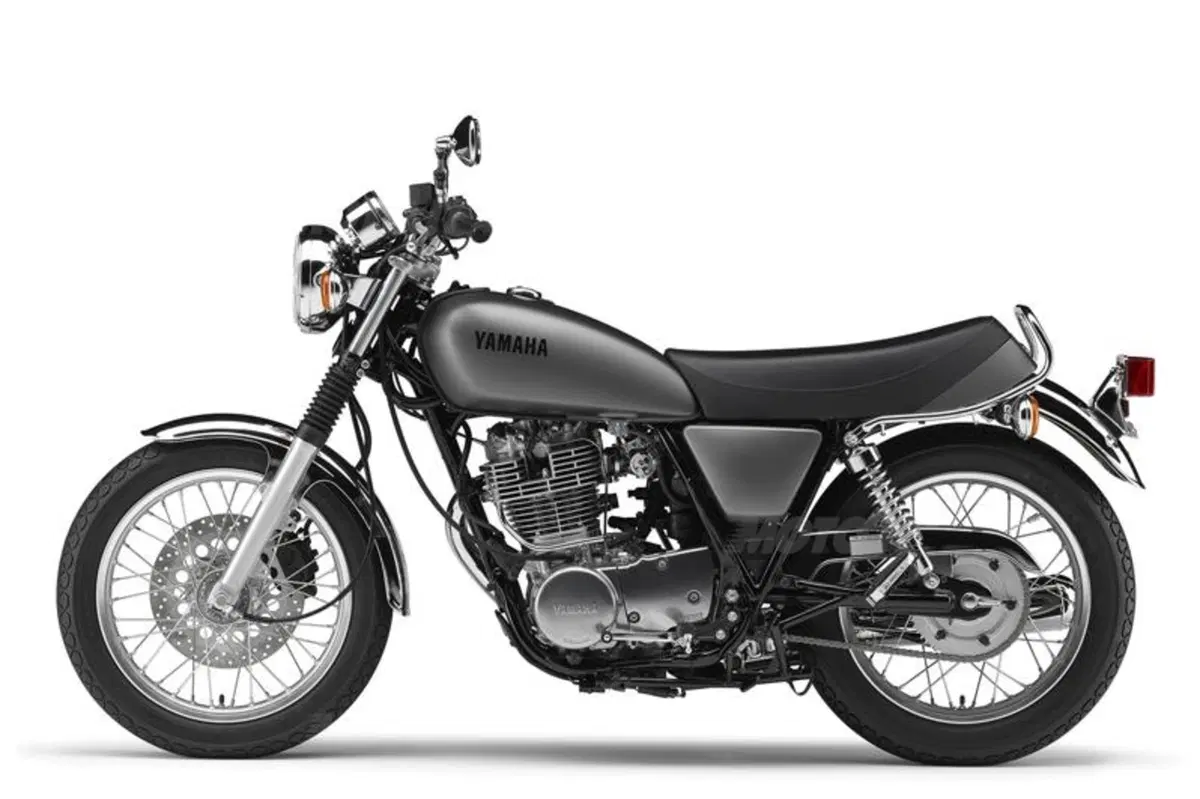 EICMA 2013: Yamaha SR400 (9)