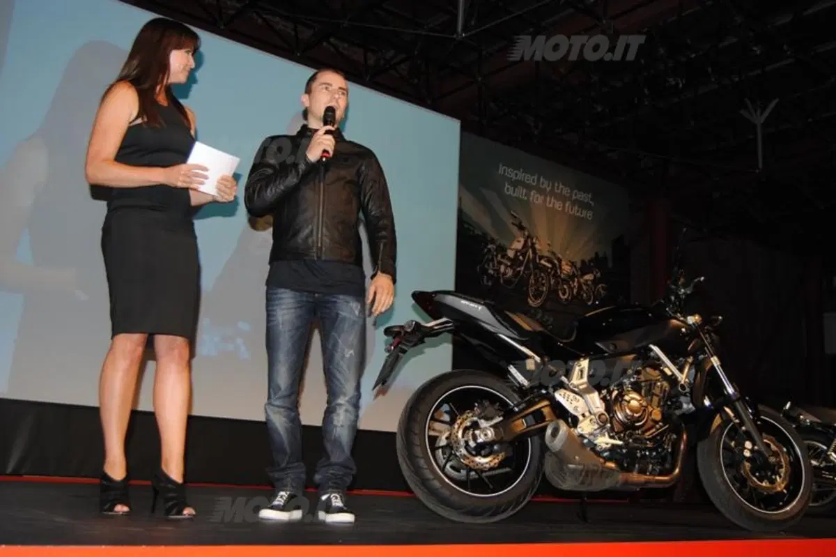 EICMA 2013: Yamaha MT-07 (3)
