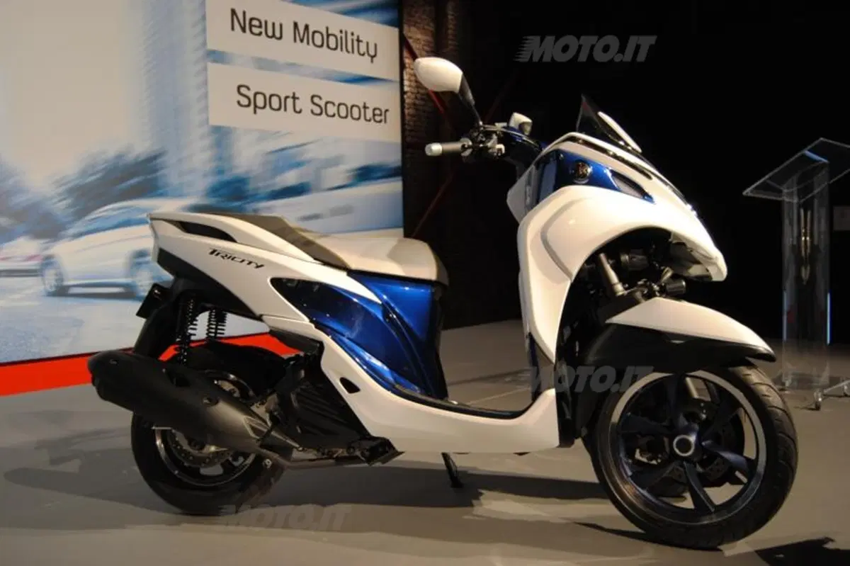 EICMA 2013: Yamaha Tricity concept (2)