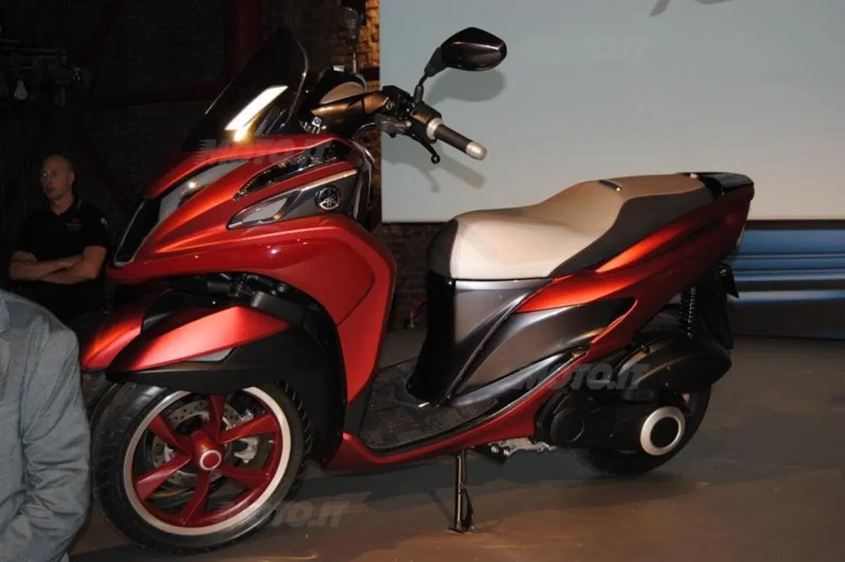 EICMA 2013: Yamaha Tricity concept (3)