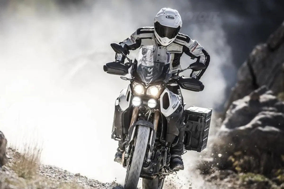 EICMA 2013: Yamaha XT1200ZE Super Ténéré, con sospensioni elettroniche (3)
