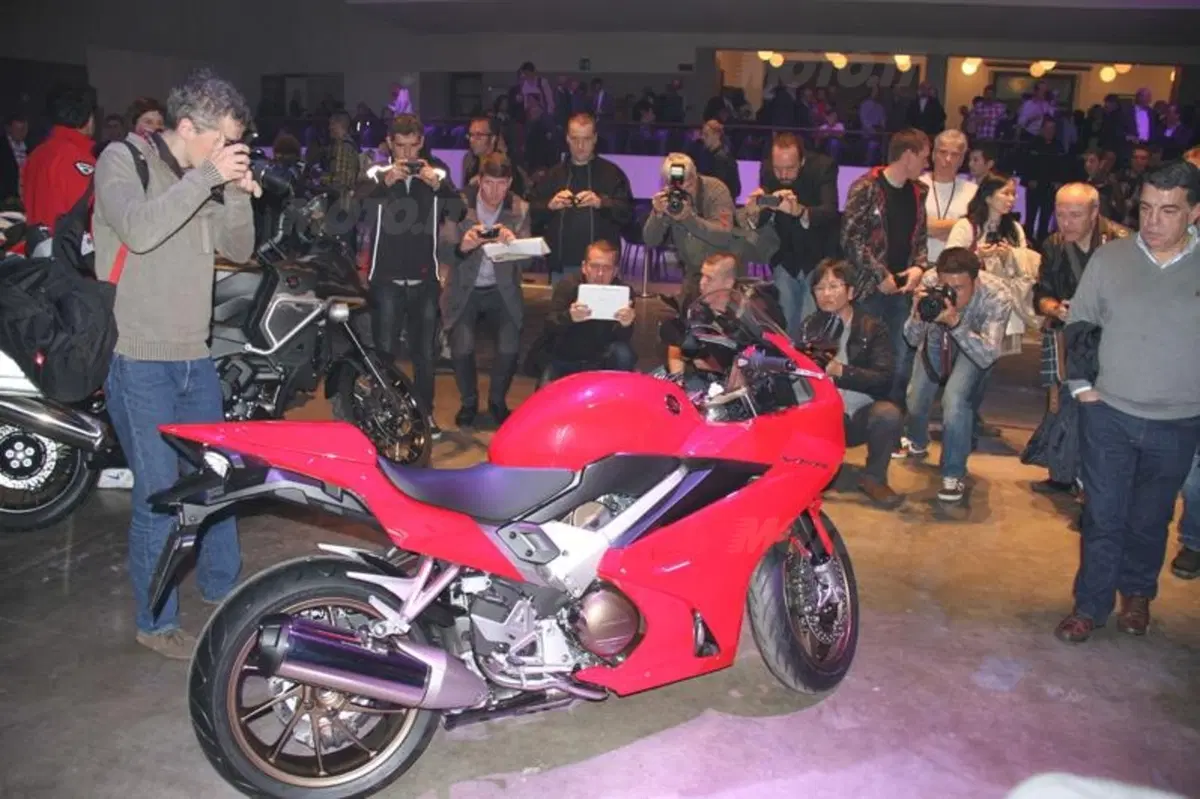 EICMA 2013: Honda torna grande protagonista (2)