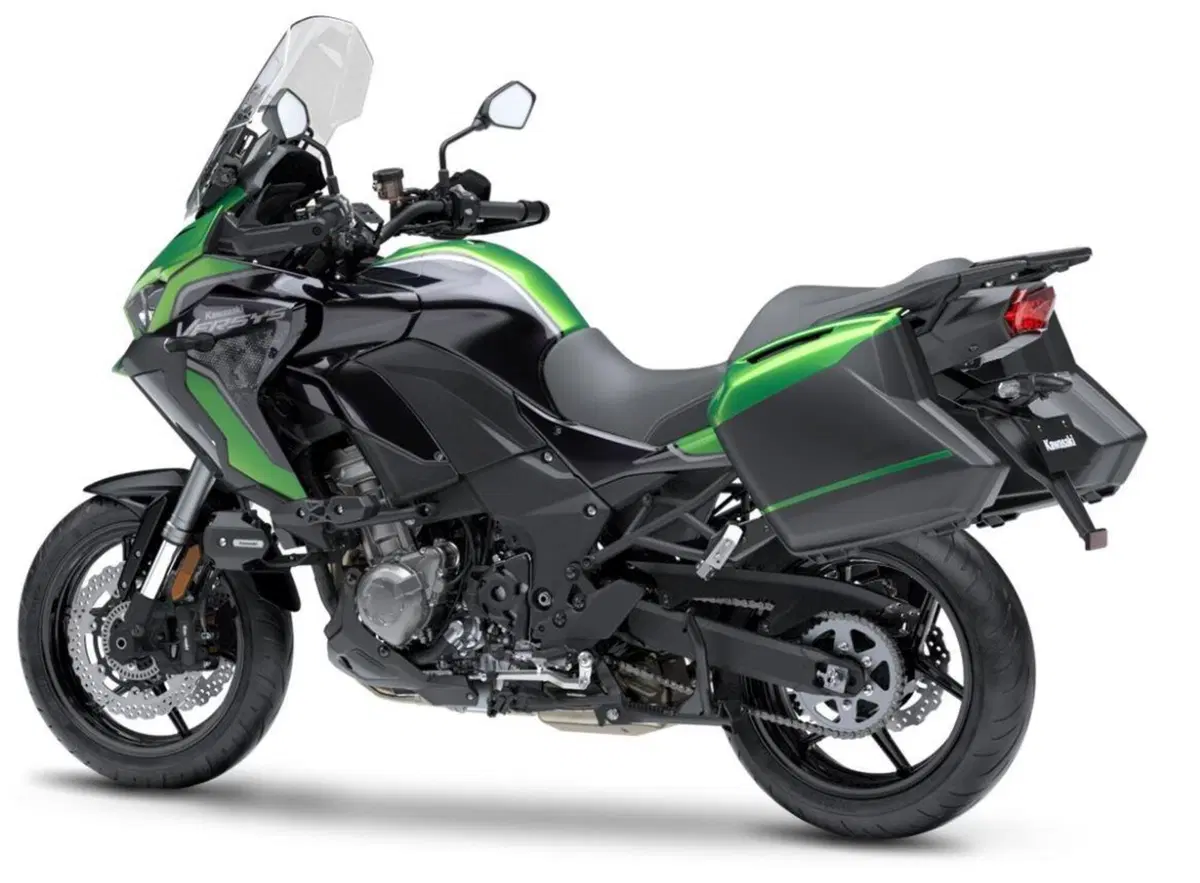 Kawasaki Versys 1000 S e 1000 SE 2022. Confermate le due versioni (10)