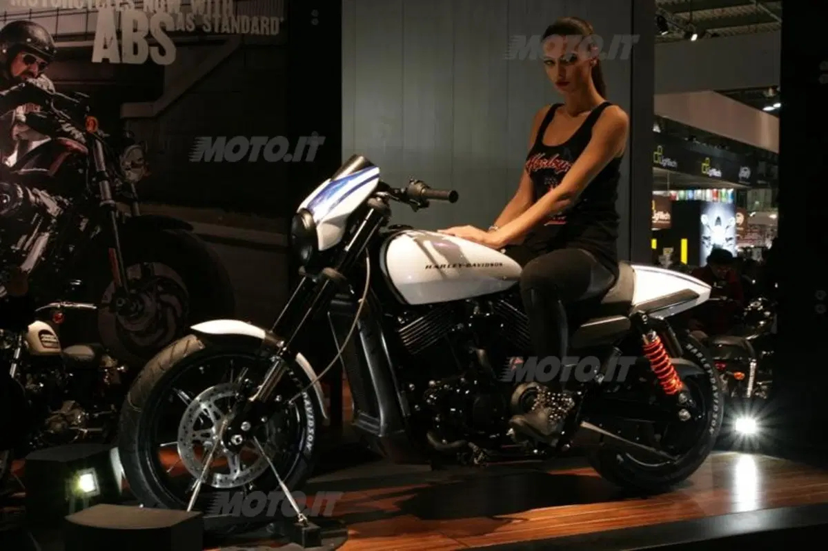 EICMA 2013: Harley-Davidson Street 500 e Street 750