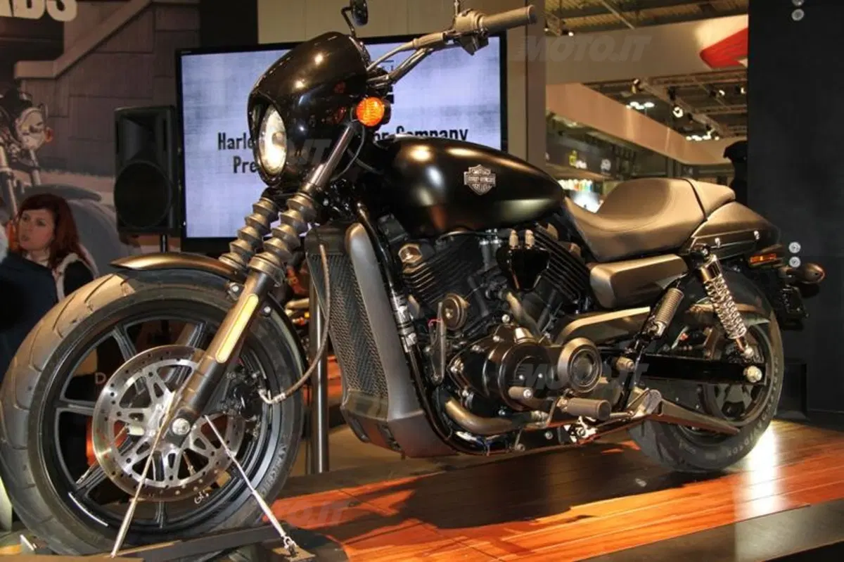 EICMA 2013: Harley-Davidson Street 500 e Street 750 (3)