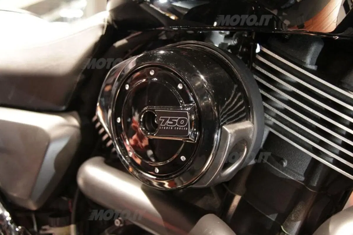 EICMA 2013: Harley-Davidson Street 500 e Street 750 (4)