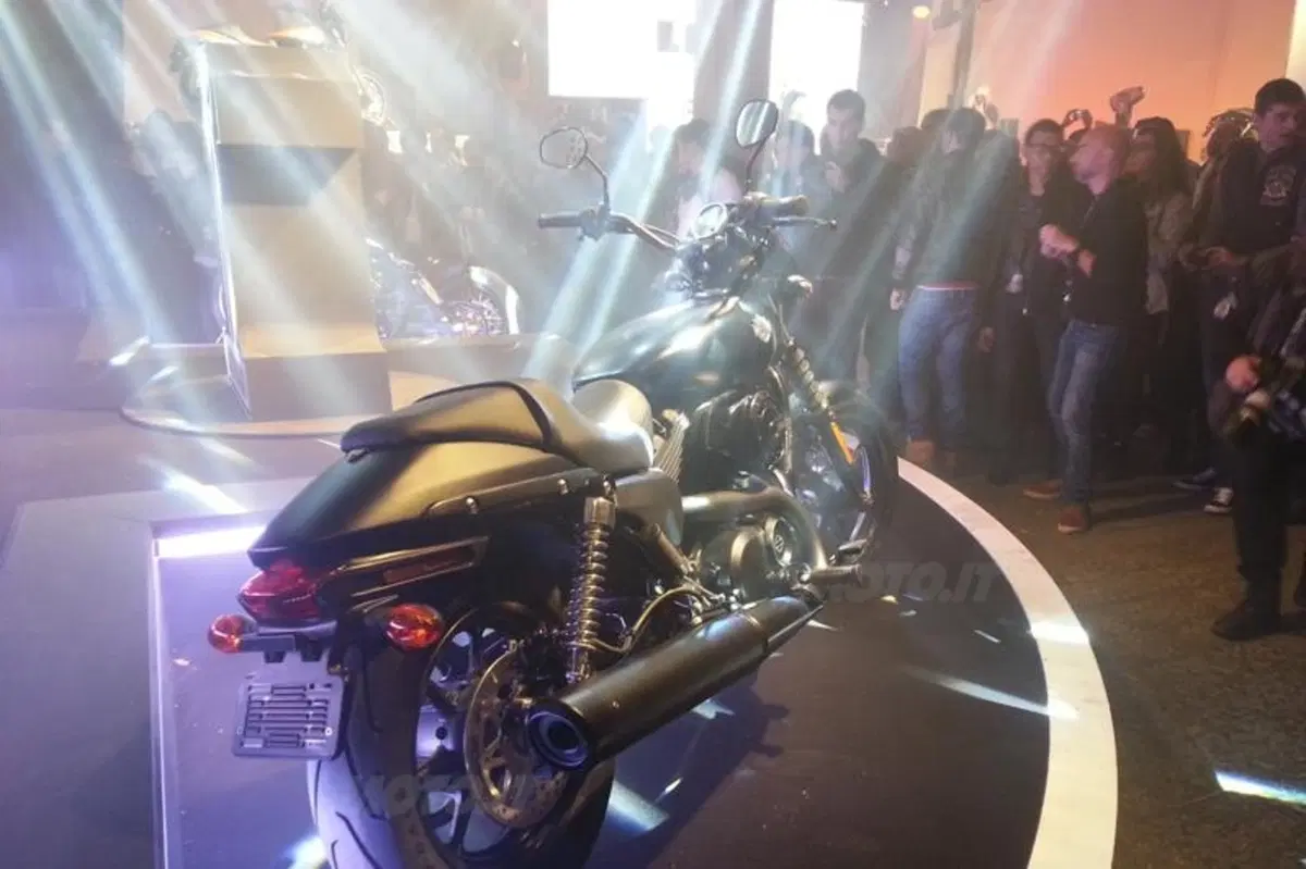 EICMA 2013: Harley-Davidson Street 500 e Street 750 (17)