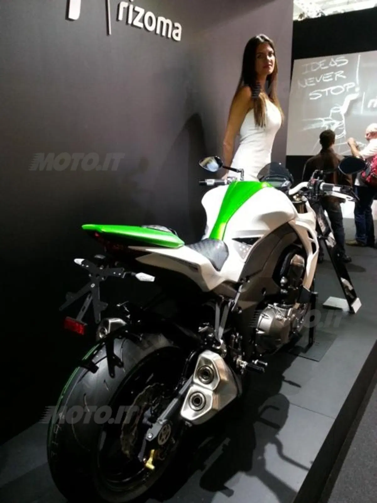 EICMA 2013: Rizoma per la Kawasaki Z1000 2014 (9)