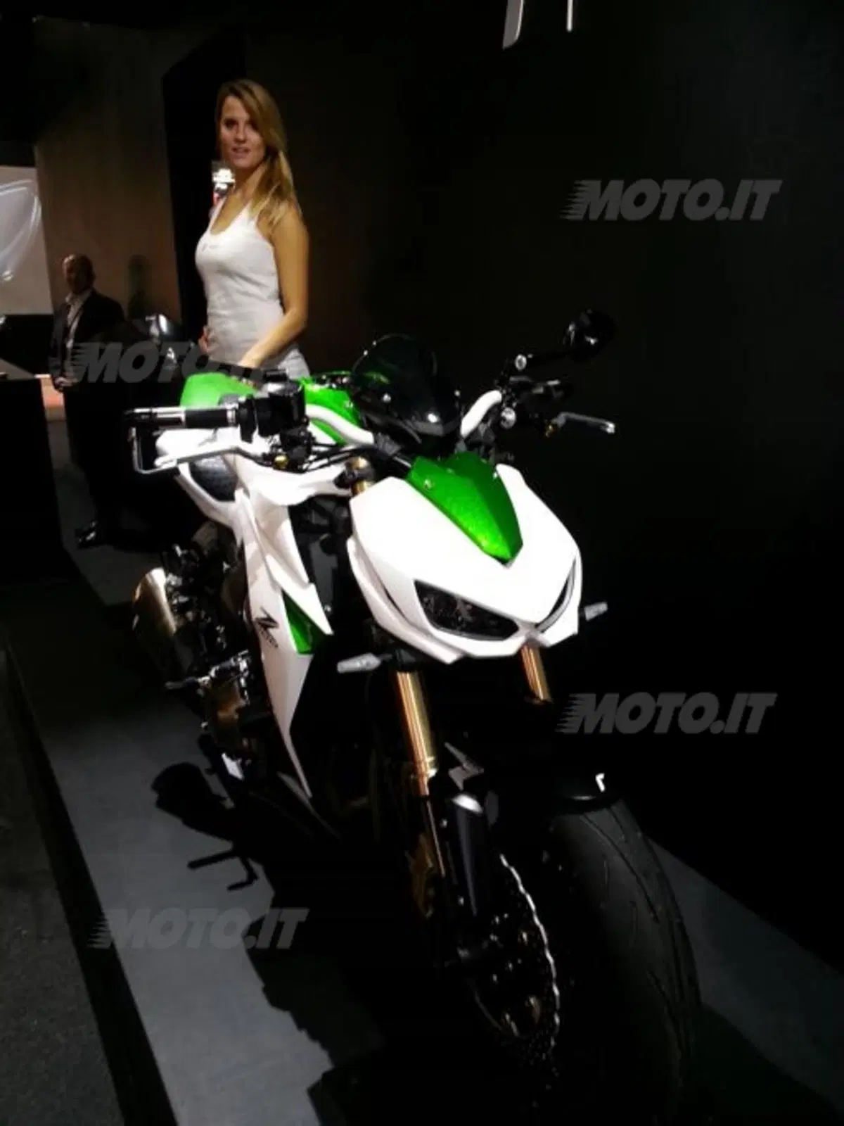 EICMA 2013: Rizoma per la Kawasaki Z1000 2014 (11)