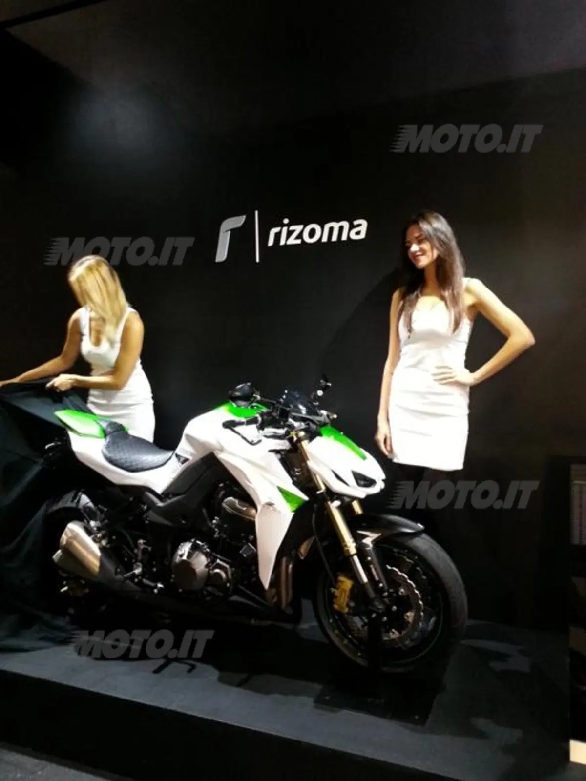 EICMA 2013: Rizoma per la Kawasaki Z1000 2014 (12)