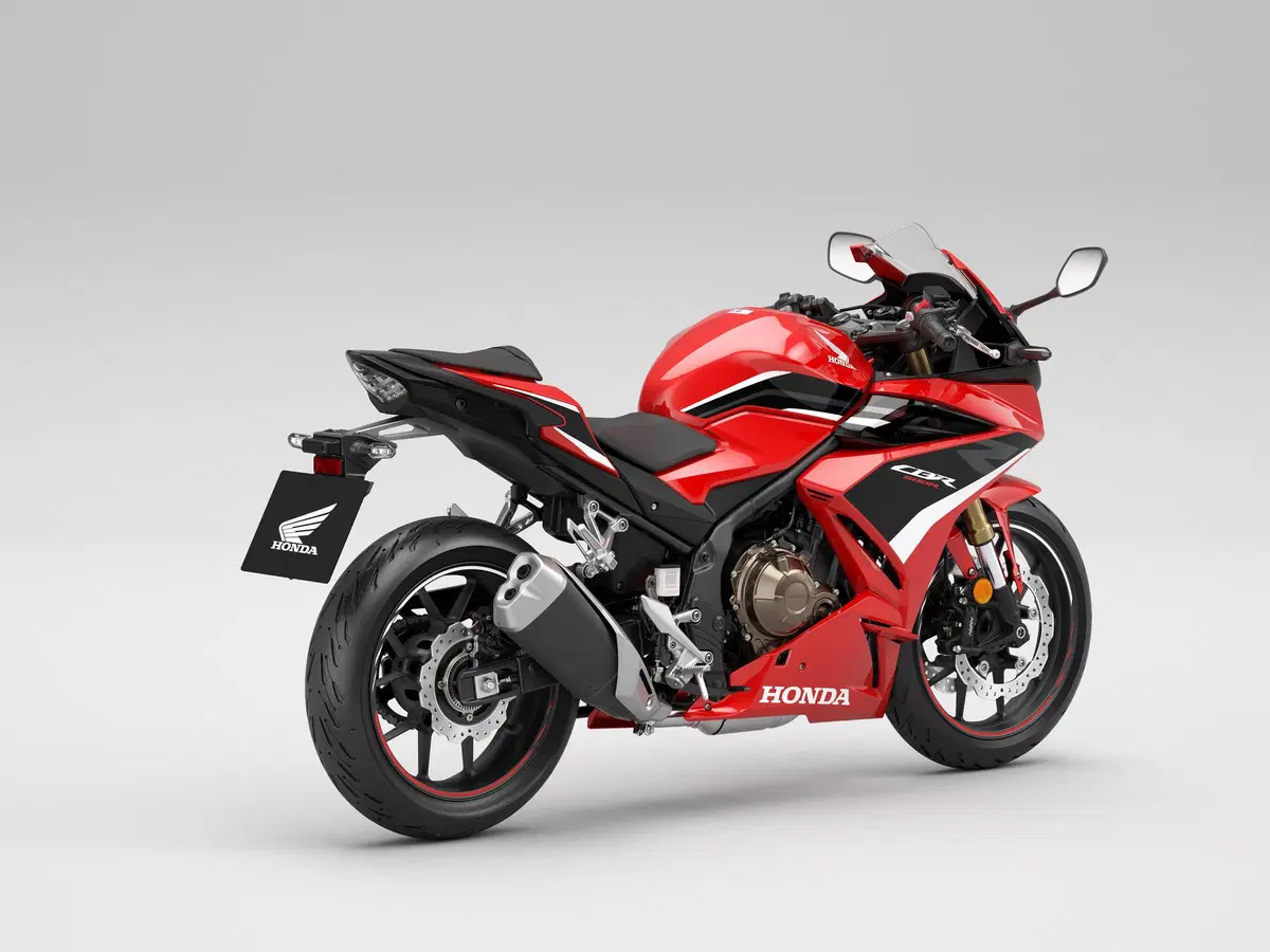 Honda 2022 test: CB500 X - CB500 F - CBR500 R e CMX500 Rebel (4)