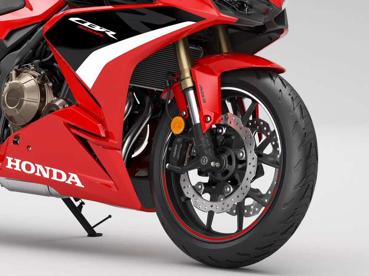 Honda 2022 test: CB500 X - CB500 F - CBR500 R e CMX500 Rebel (7)