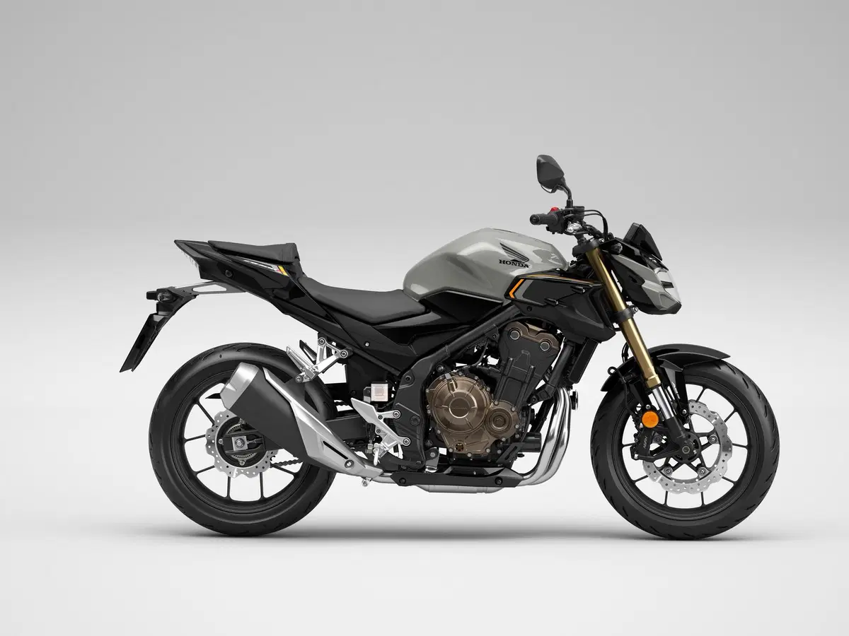 Honda 2022 test: CB500 X - CB500 F - CBR500 R e CMX500 Rebel (7)