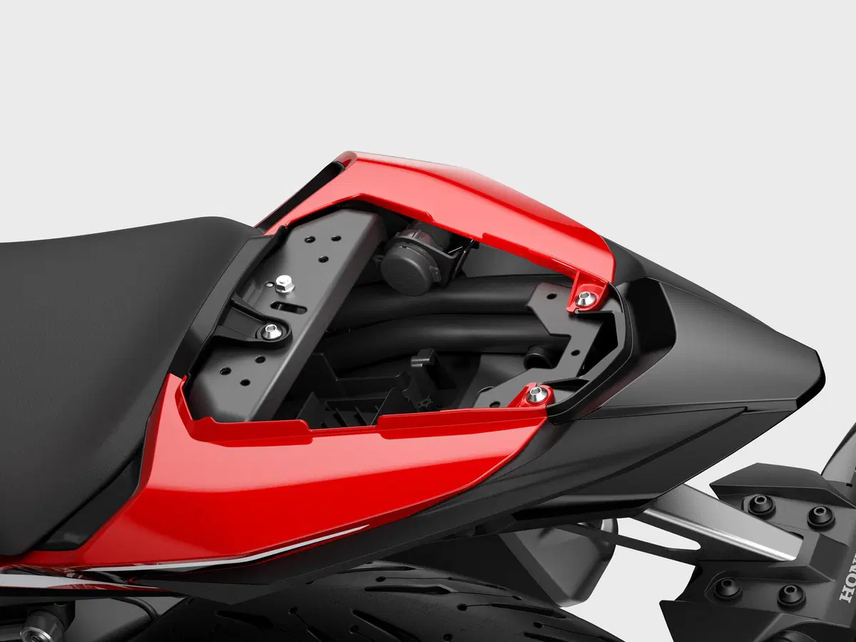 Honda 2022 test: CB500 X - CB500 F - CBR500 R e CMX500 Rebel (17)