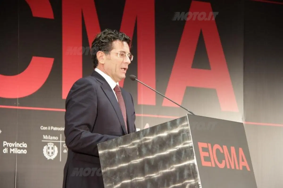 EICMA 2013. Alfano: "Necessario diminuire tasse e regole per aiutare l'industria della moto" (5)