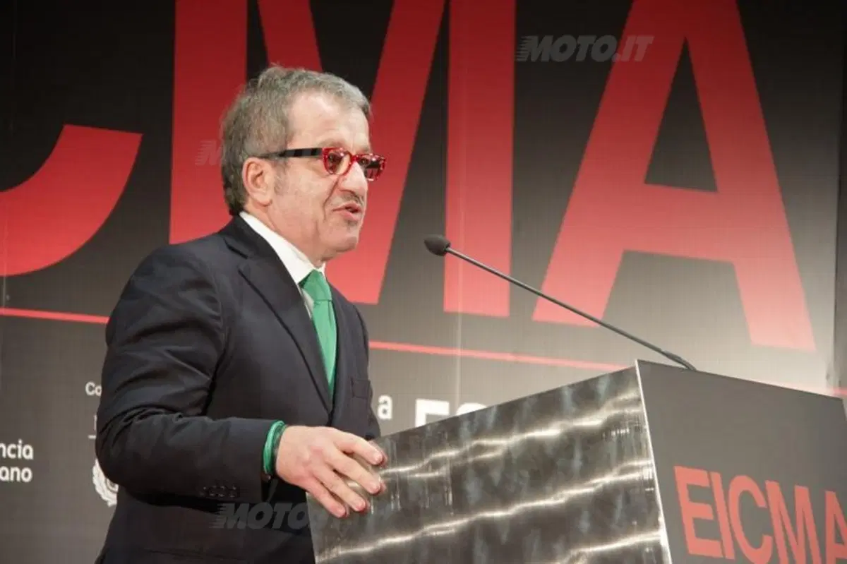 EICMA 2013. Alfano: "Necessario diminuire tasse e regole per aiutare l'industria della moto" (9)