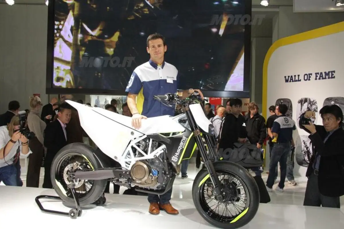 EICMA 2013: Husqvarna Concept 701
