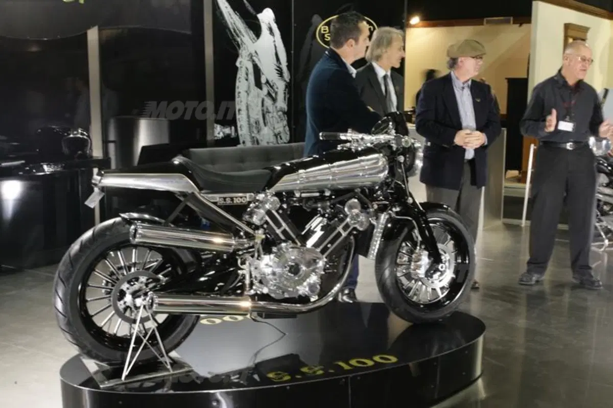 EICMA 2013: Brough Superior SS100  (2)