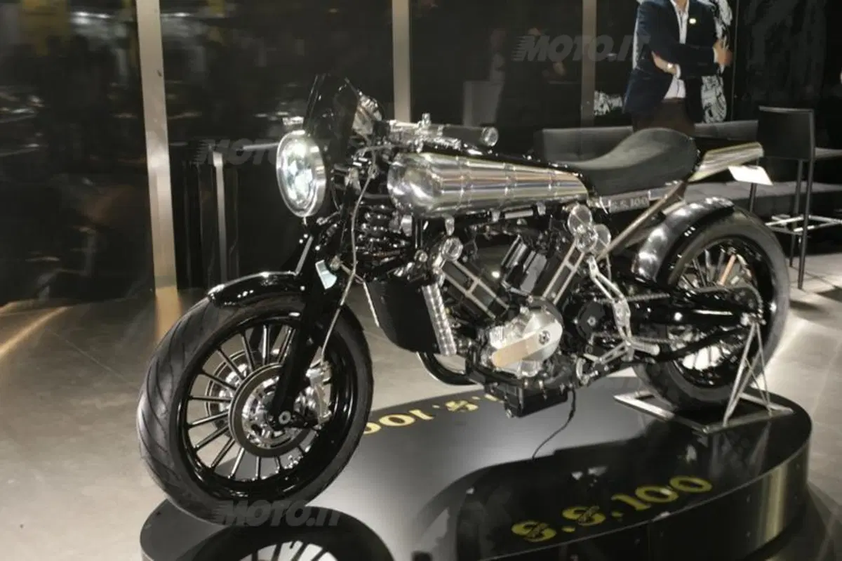 EICMA 2013: Brough Superior SS100  (3)