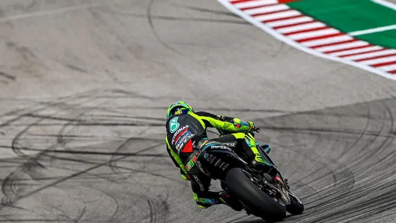 MotoGP 2021. GP delle Americhe a Austin. Valentino Rossi, a terra un'altra volta nel 2021 [VIDEO]