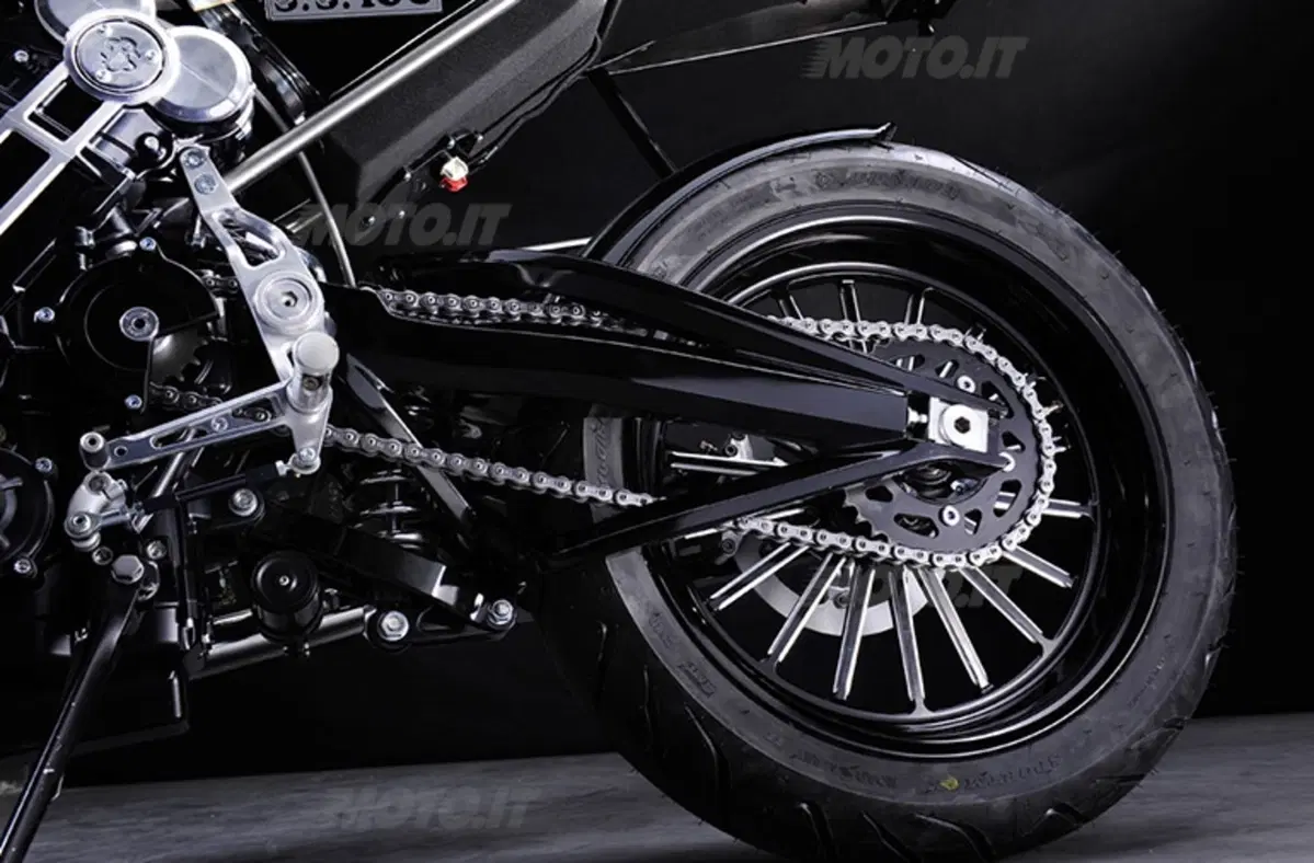 EICMA 2013: Brough Superior SS100  (14)