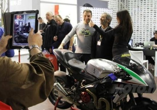 EICMA 2013: Posta le tue foto del Salone su Moto.it