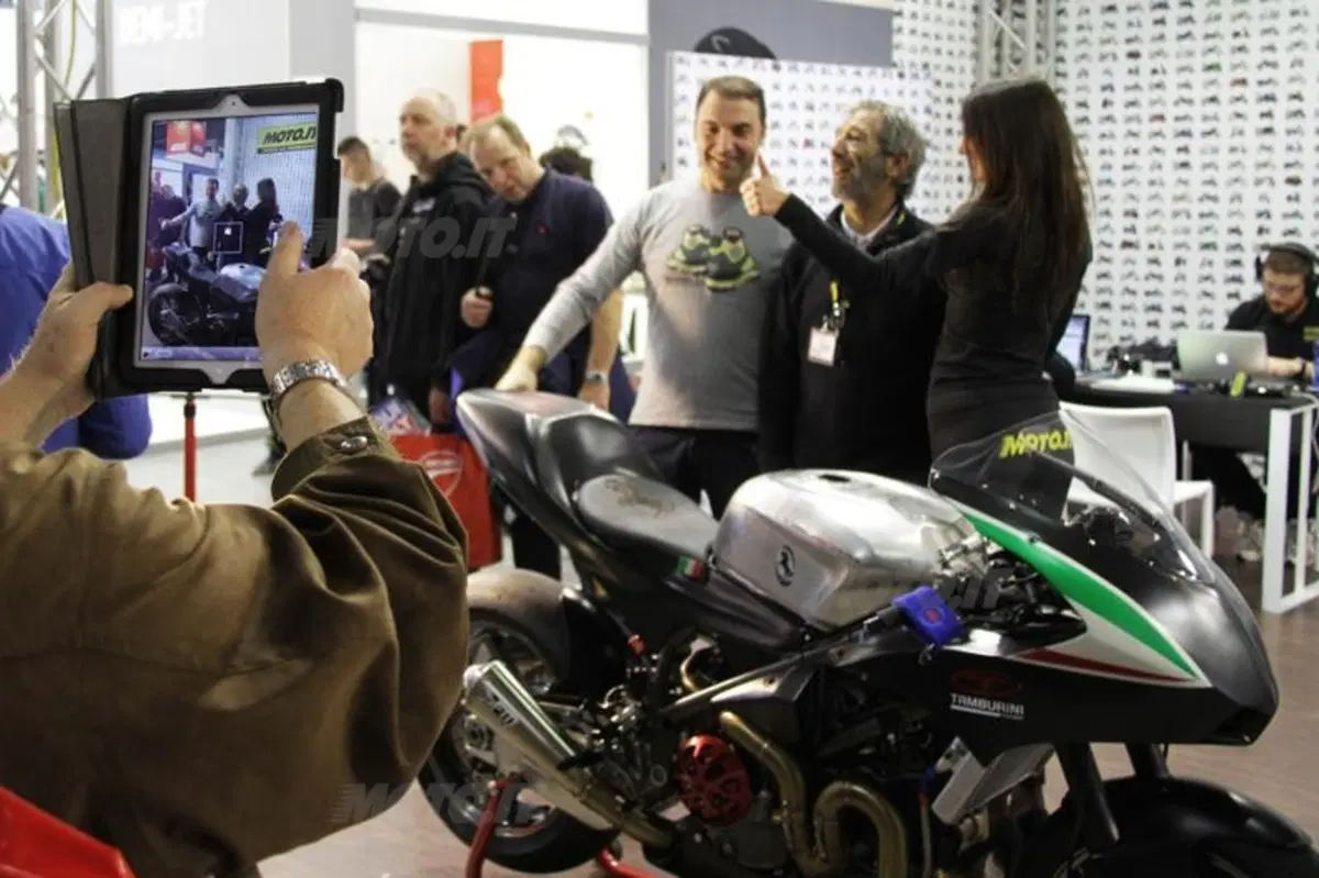 EICMA 2013: Posta le tue foto del Salone su Moto.it