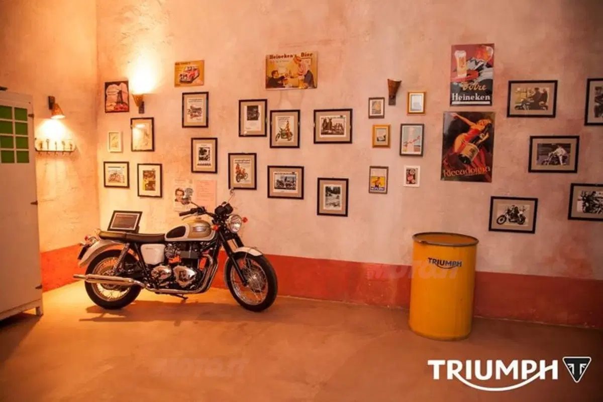 EICMA 2013: le classiche Triumph protagoniste delle serate milanesi (3)