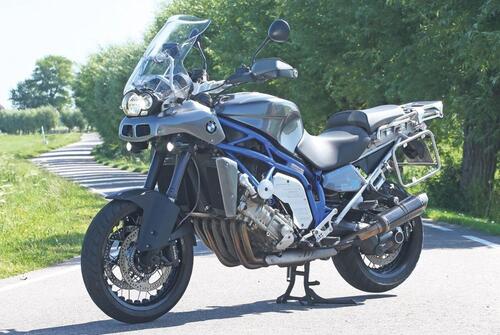 BMW K1600GS Mammoth Bakker. La sei cilindri in salsa GS (3)