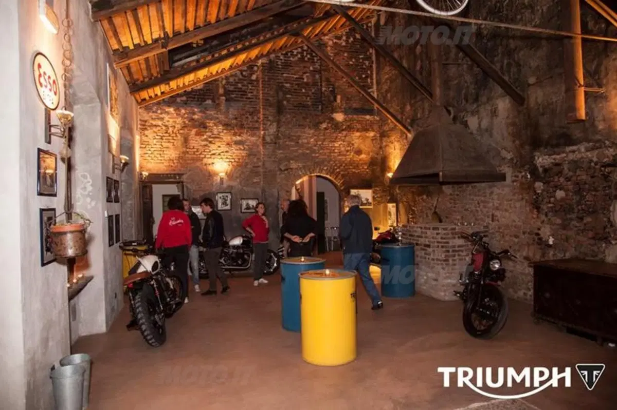 EICMA 2013: le classiche Triumph protagoniste delle serate milanesi (23)