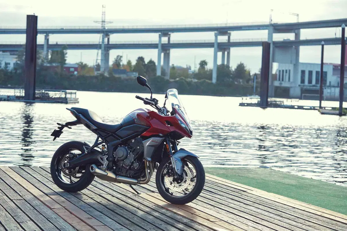 Triumph Tiger Sport 660: dati, prezzo, foto (10)
